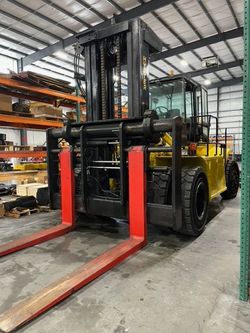2006 Hyster H550F (55,000# capacity at 489” LC)