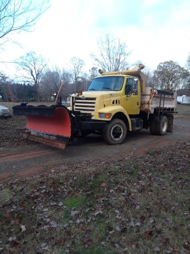 Ford Dump Truck