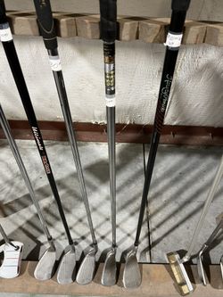 4 Vintage Bullseye Brass Putters 