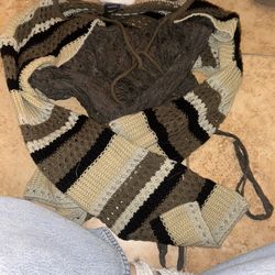 Hot topic set sweater & long sleeve