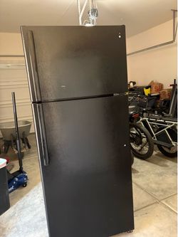 black refrigerator