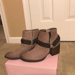 Ankle Boots    Ladies  