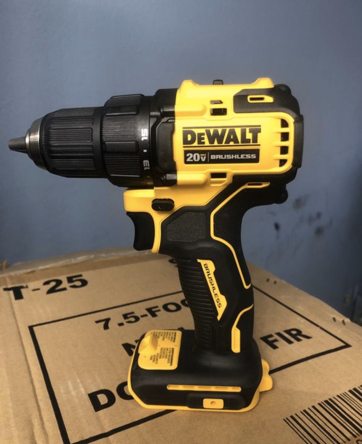 DeWalt 20V Brushless Atomic Drill Driver DCD708