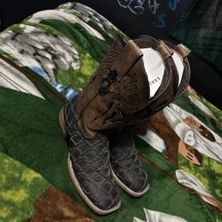 Fish Boots