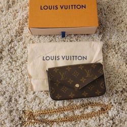 Louis VUITTON Felicie Strap And Go