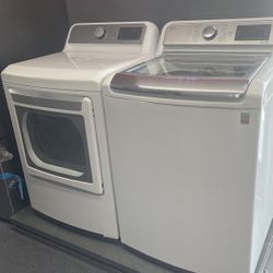 New Scratch And Dent LG Washer And Dryer Set. 1 Year Warranty 