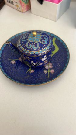 Tea Pot and Plate set, Miniatures , plate is 3”round