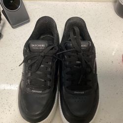 Skechers Black Slip-ins size 7 - In very good condition