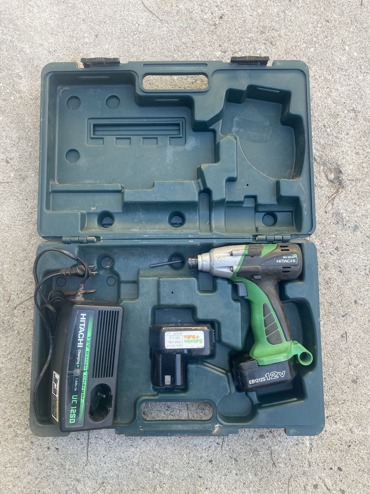 Hitachi Drill Set