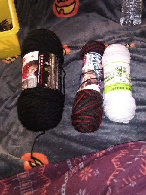 Yarn Set Of 3