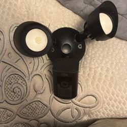 Ring Flood Light Camera 
