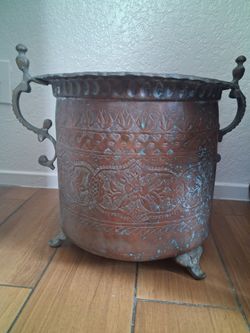 Large vintage brass plant pot