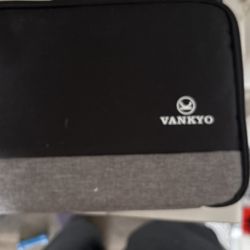 Vankyo Projector