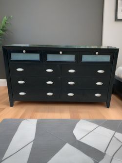 SOLID WOOD BLACK DRESSER