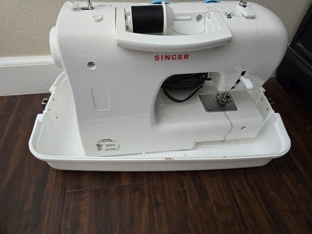 Singer Sewing Machine In Box