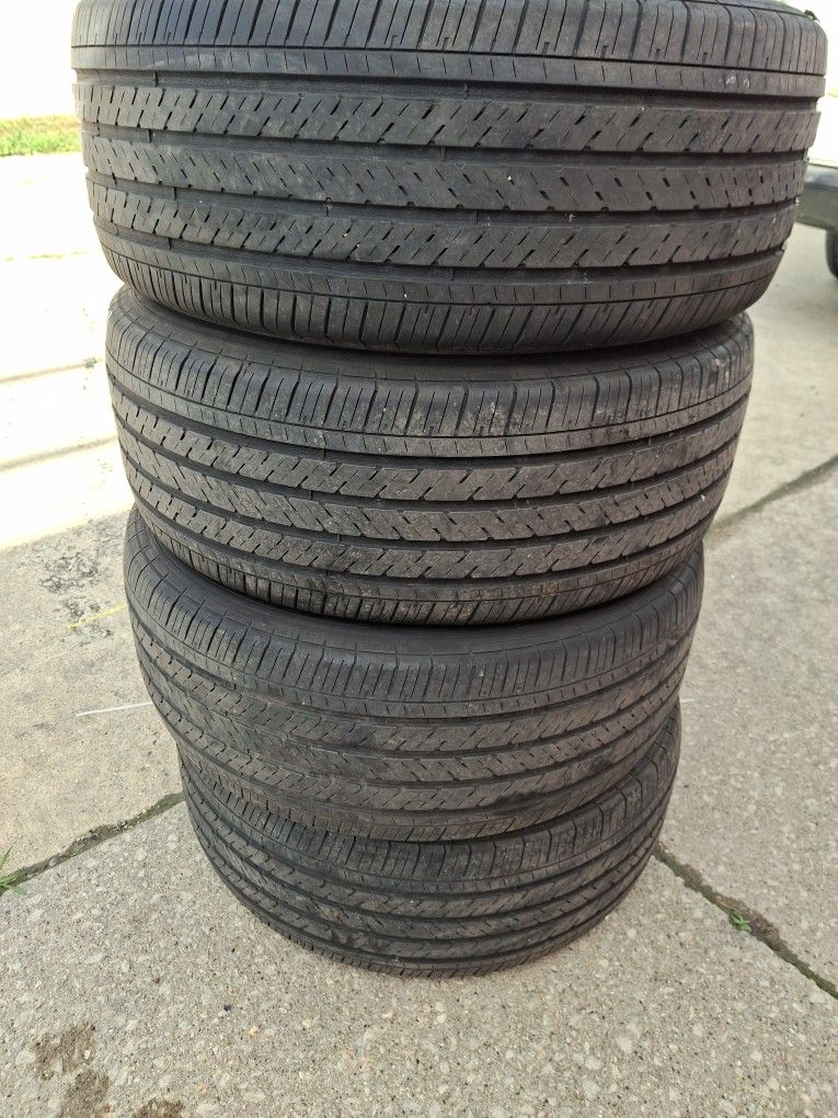 Set 235 55 17 Michelin Used Don't Install