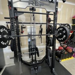 Rep fitness lat pull down/low row attachment