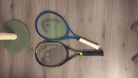tennis racket