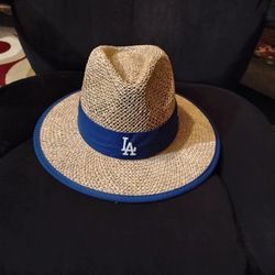 Beautiful New Era LA Dodgers Hat Located In Reedley 