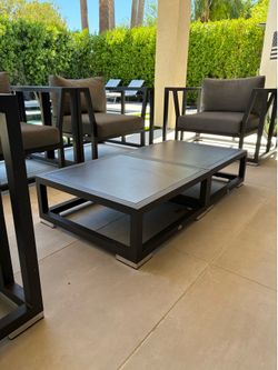 Oasis Patio Furniture Set