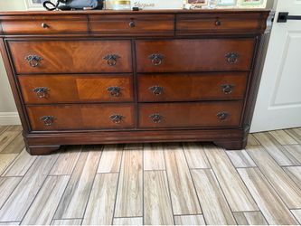 Dresser and nightstand