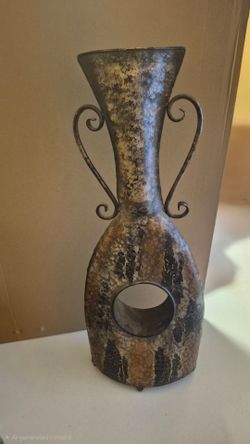 Decorative vase