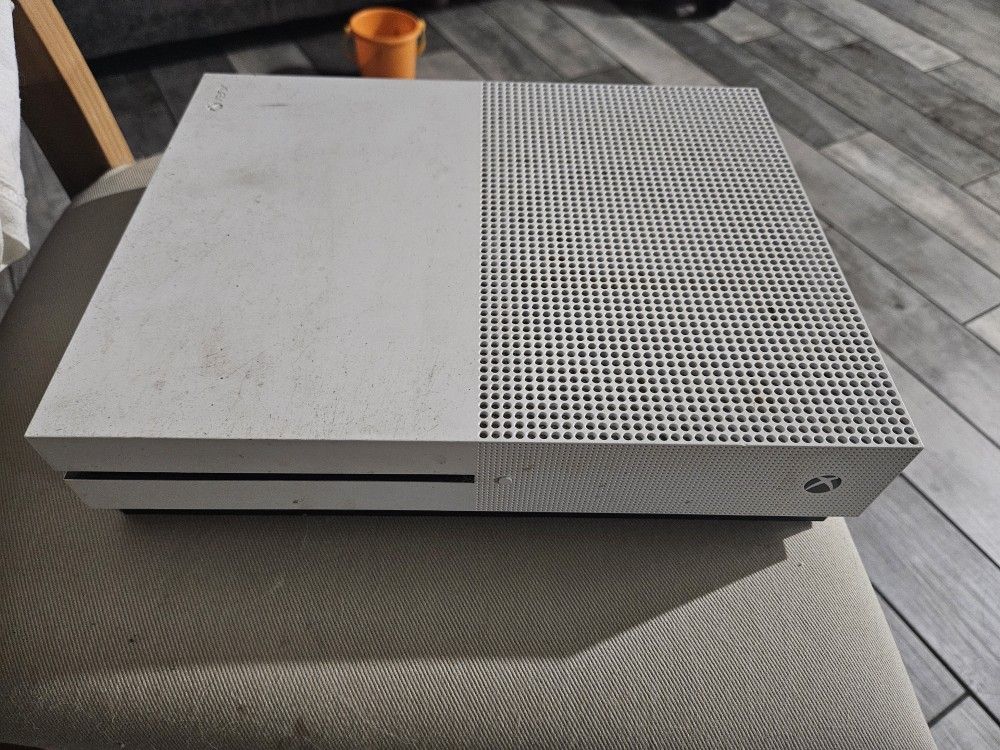Xbox One CONSOLE ONLY