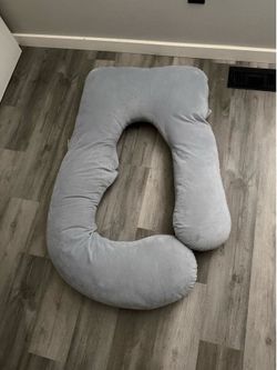 Pregnancy pillow