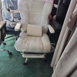 Executive Chair 
