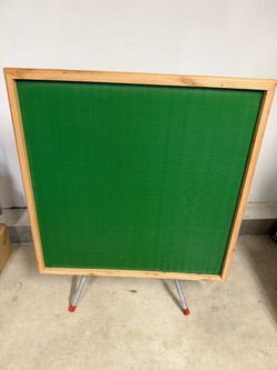 Foldable Mahjong Table with cup holder (Moving Sale)