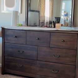 Bed Room Furniture 