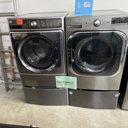 GREY KENMORE WASHER AND LG DRYER WITH PEDESTAL