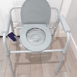 New Commode/  Bathroom Chair 