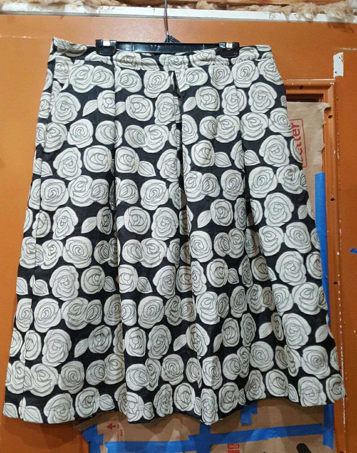 Who What Wear flowery skirt