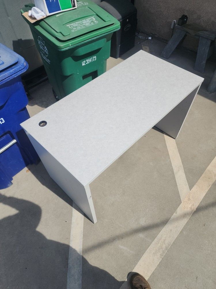 Used Desk