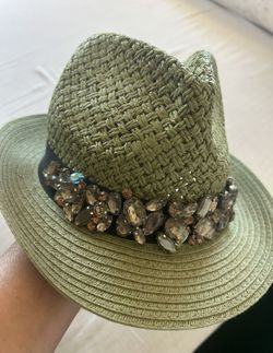 FEDORA WITH STYLE AND BLING TRIM $15.00
