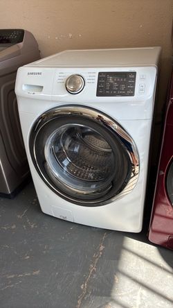 Nice like new Samsung washer and gas dryer set