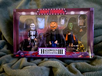 Neca Trick-or-Treaters 6" action figures Set