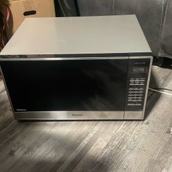 Panasonic Microwave XL