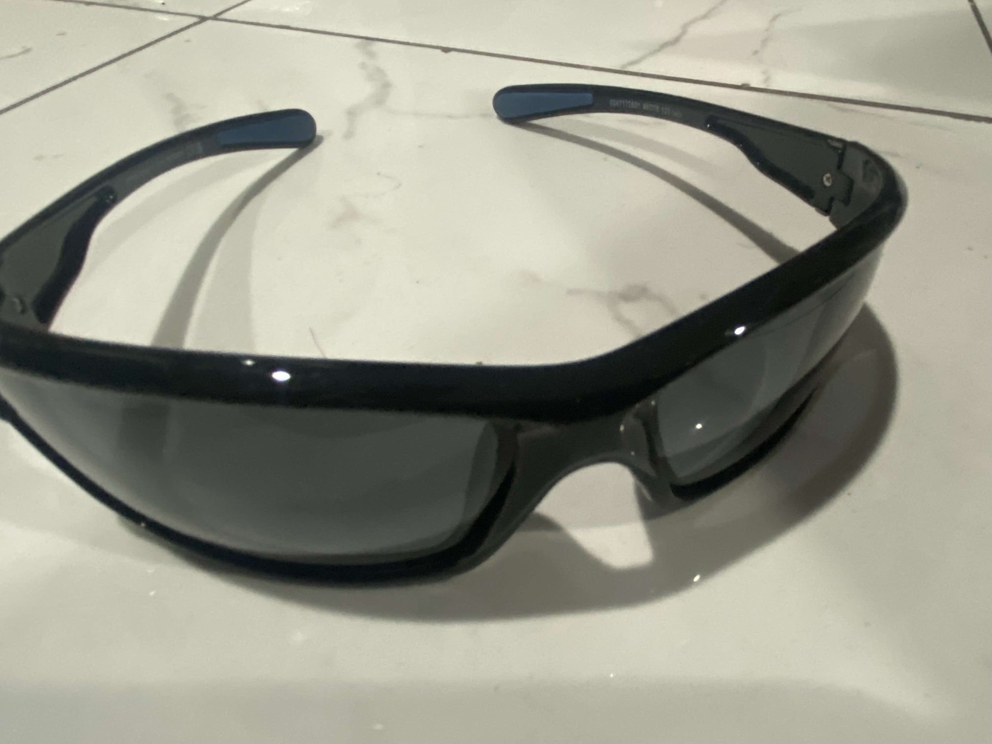 Surf N' Sport Black Trent Sunglasses 100% UV Protection Black
