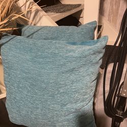 Two large turquoise Pillows 