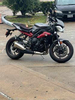 2015 Triumph 675 street triple R