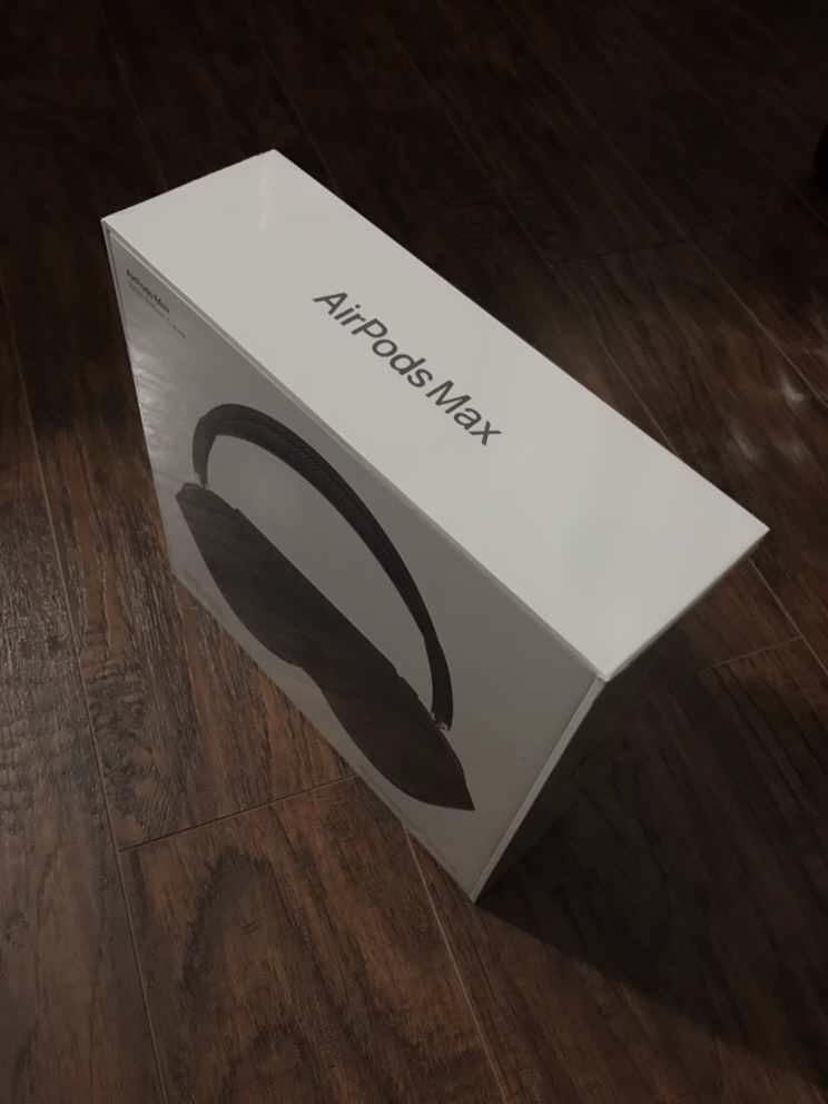 Black Airpods Max ANC