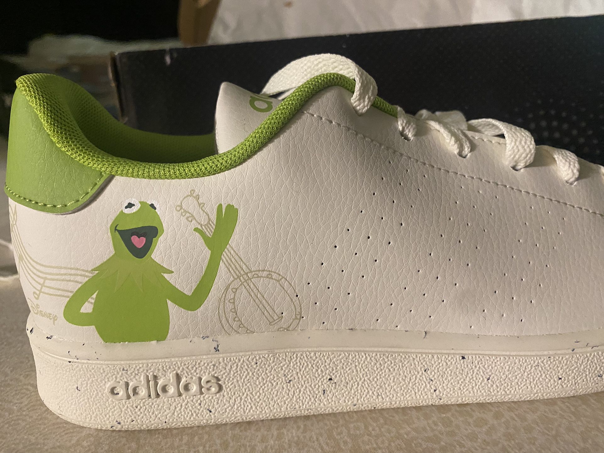 Adidas Kermit The Frog Size 4 Big Kids