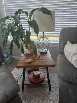 End table