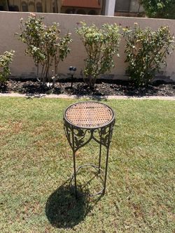 Decorative Metal Plant Stand