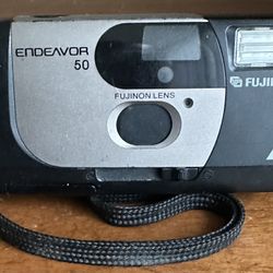 Vintage Fujifilm Endeavor 50 Point & Shoot 35mm Film Compact Camera