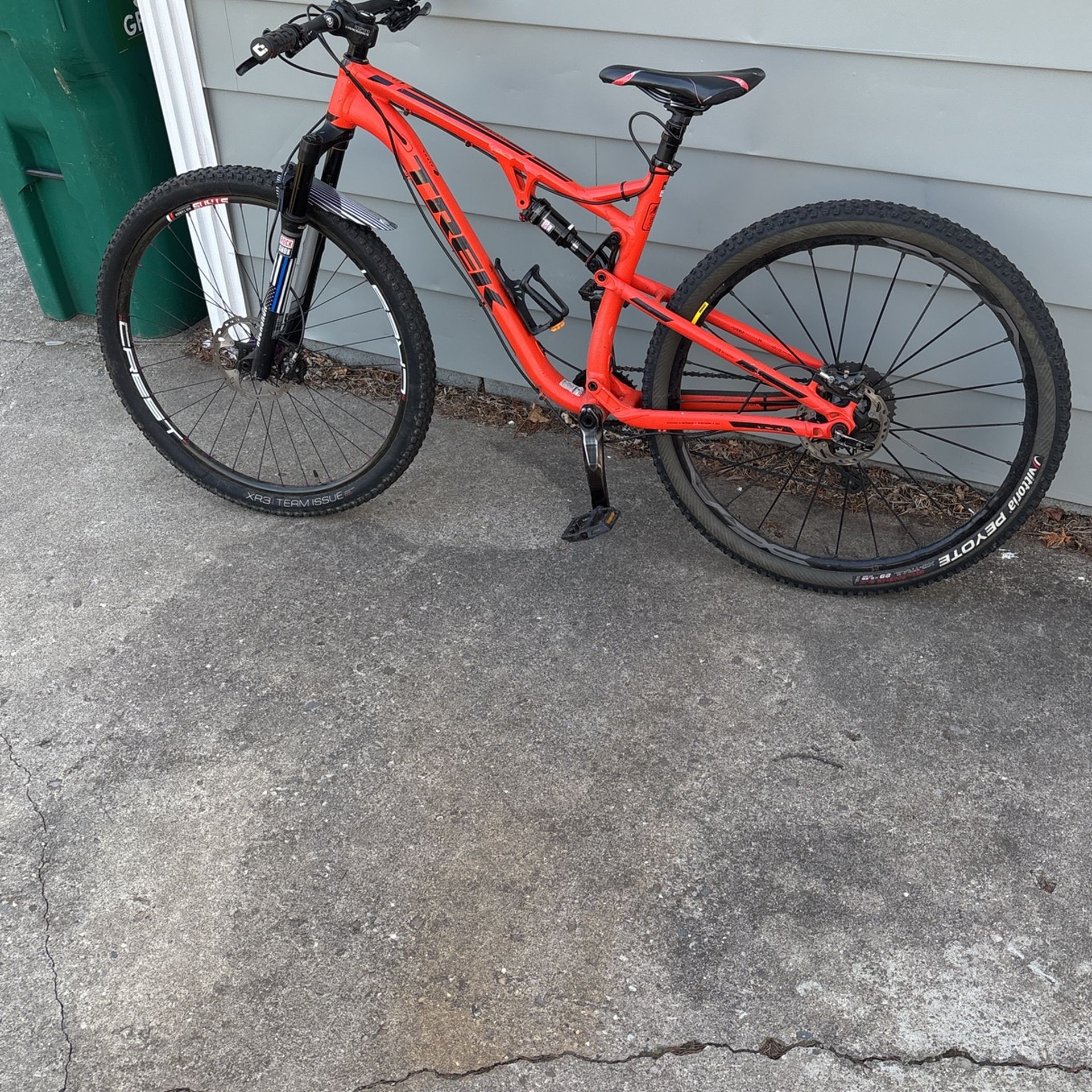 Trek Superfly FS 7,