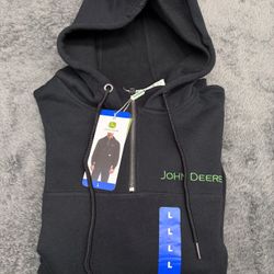 New John Deere Premium Quality 1/4 Zip Hoodie Sweatshirt in Men’s Large! NWT