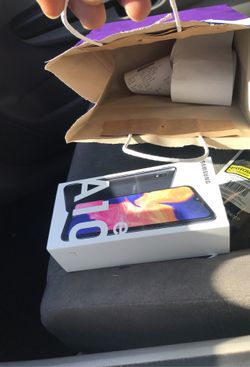 Brand new Samsung metro phone (with new service)